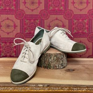 Splendid Suede Oxford